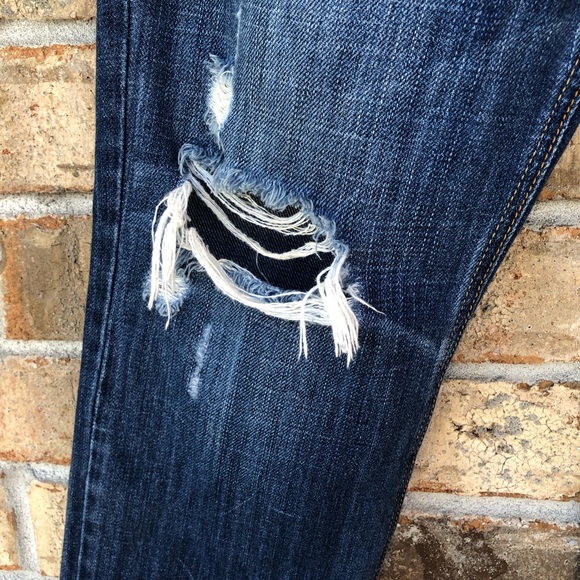 Abercrombie & Fitch Cotton Ripped MidRise Medium Wash Straight Buttoned Jeans 27 - Picture 5 of 16